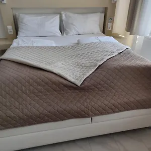 Ch-hotel Luka Guest house